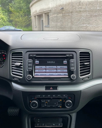 Volkswagen Sharan cena 49900 przebieg: 181808, rok produkcji 2011 z Nysa małe 781